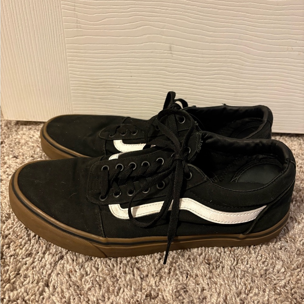 Vans Black and White Sneakers with Brown Sole - Picture 2 of 11